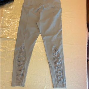 Victoria Secret Capri Yoga Pants